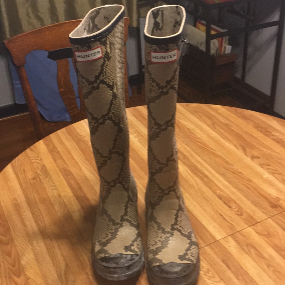 Authentic Hunter Women’s Rain-boots sz 7